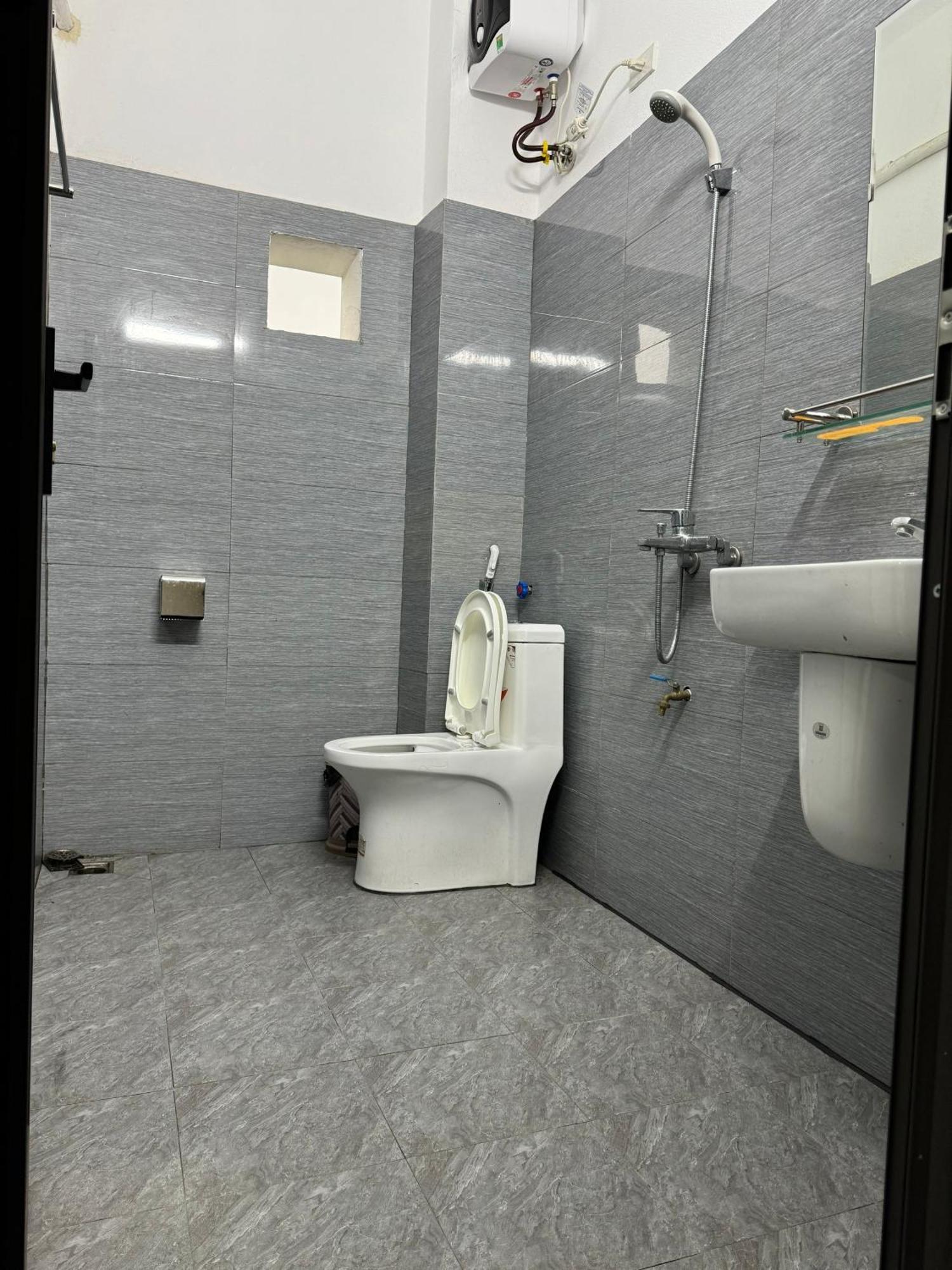 Hotel Minh Thang Nho Quan Экстерьер фото